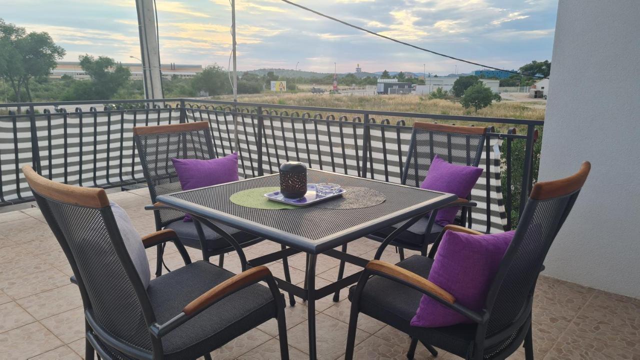 Doki Apartment Šibenik Exterior foto